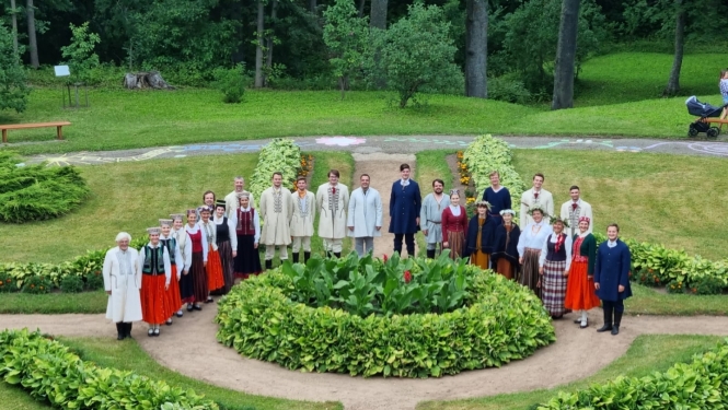 Rīgas kamerkoris “Ave Sol”