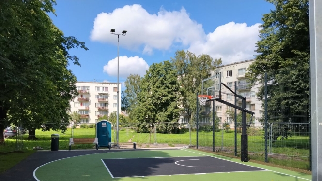Basketbola laukums Stirnu ielā
