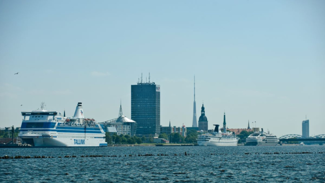 Prāmji Daugavā