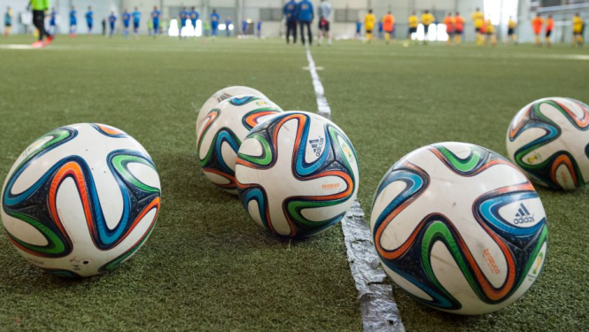 Futbola bumbas