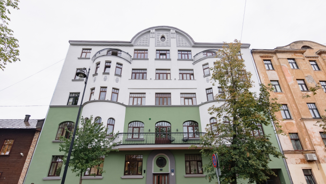 Mājas fasāde