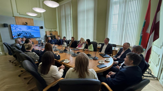 Rīgas domes delegācija pieredzes apmaiņas vizītē Liepājā