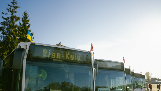 Autobusi
