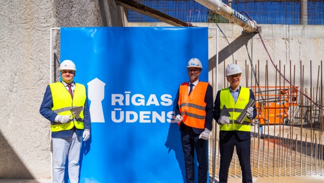 Iemūrē laika kapsulu Bioloģiskās attīrīšanas stacijas “Daugavgrīva” metāntenku parka paplašināšanas projektā