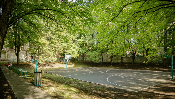 Basketbola laukums