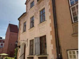 Ēka Torņa iela 15