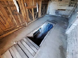 Garāžas ēka