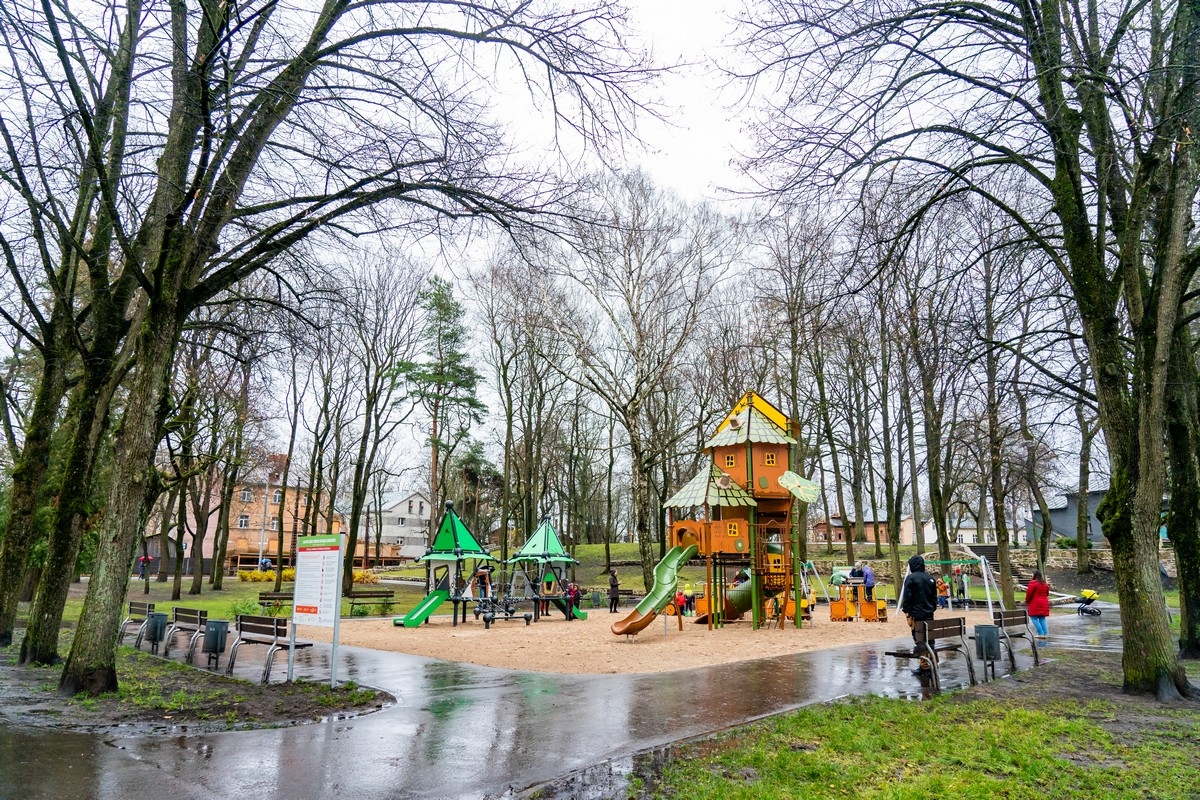 Rotaļu laukums
