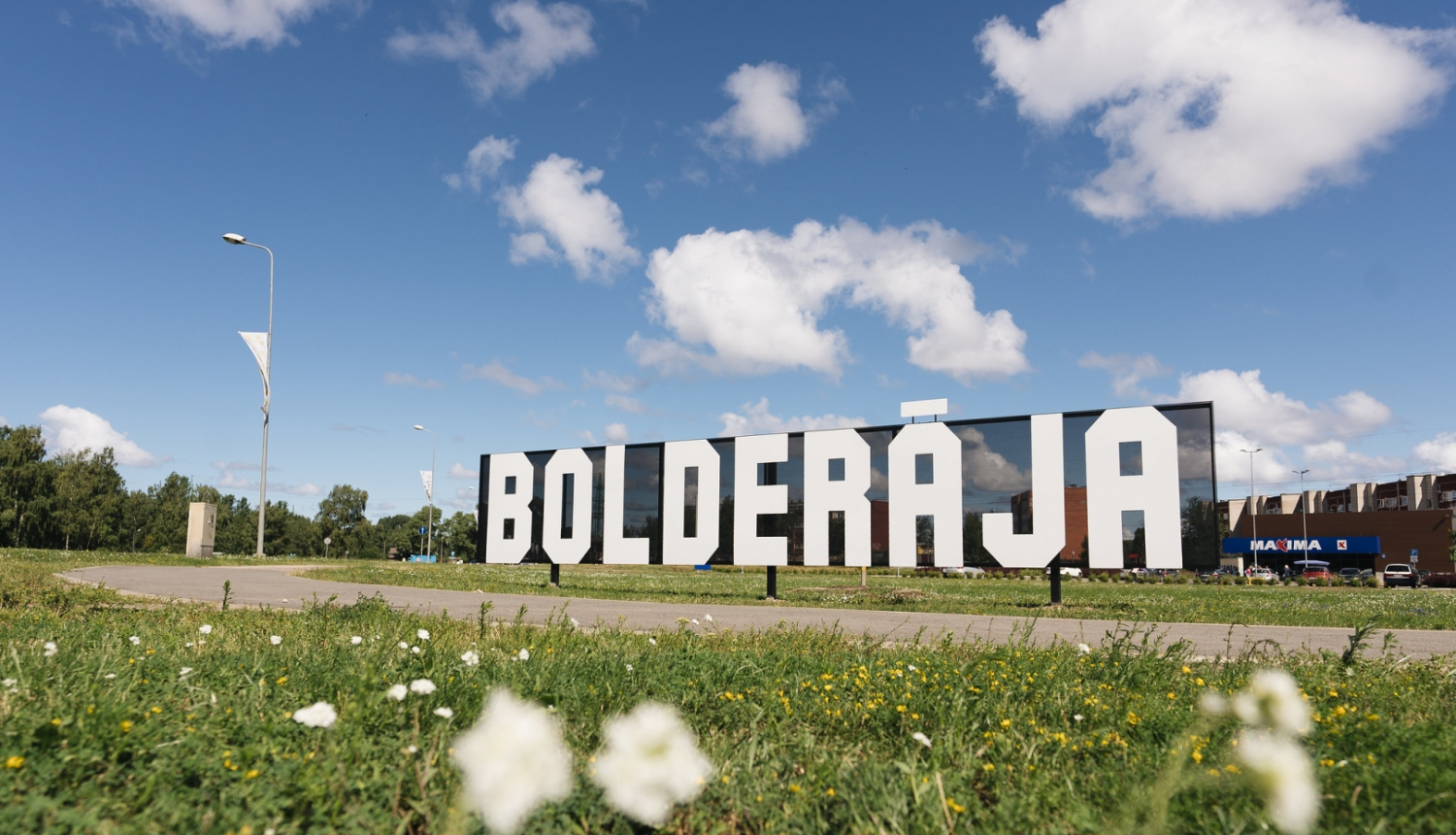 Uzraksts Bolderāja