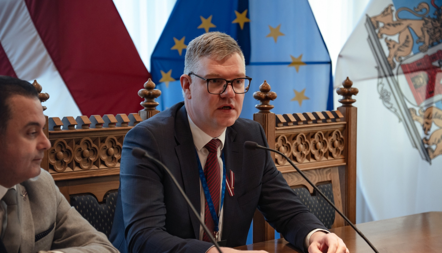 Veselības ministrs Hosams Abu Meri un Rīgas domes priekšsēdētājs Vilnis Ķirsis