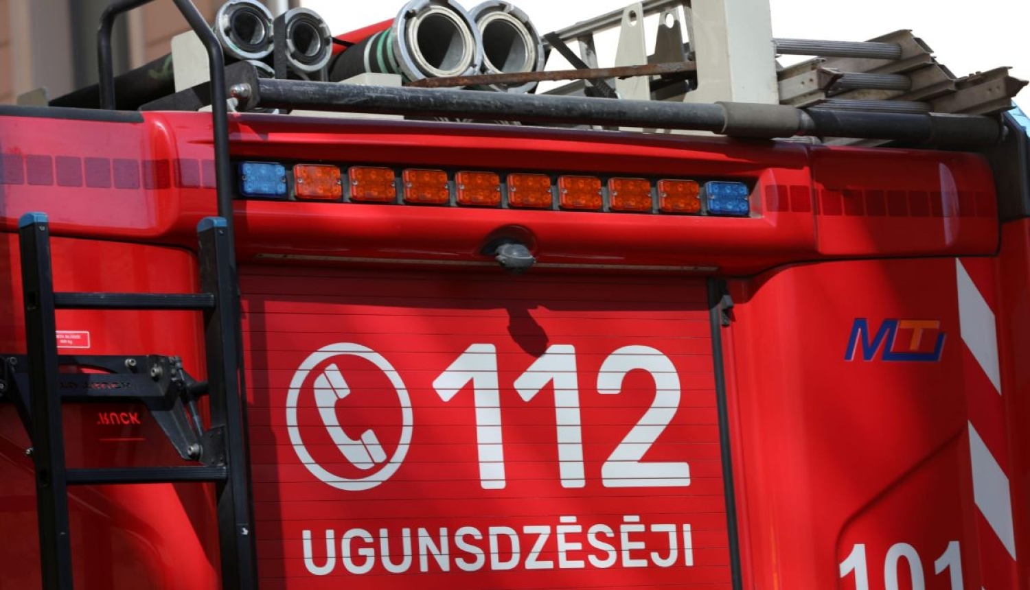 Ugunsdzēsēji