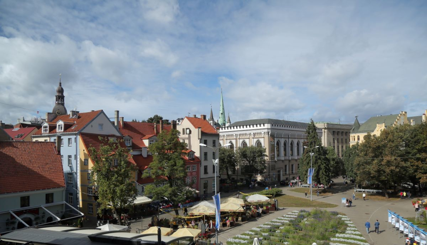 Līvu laukums