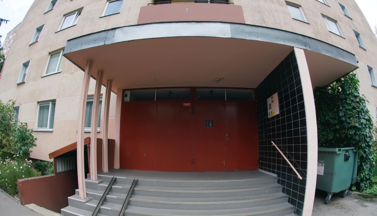 Mājas ieeja