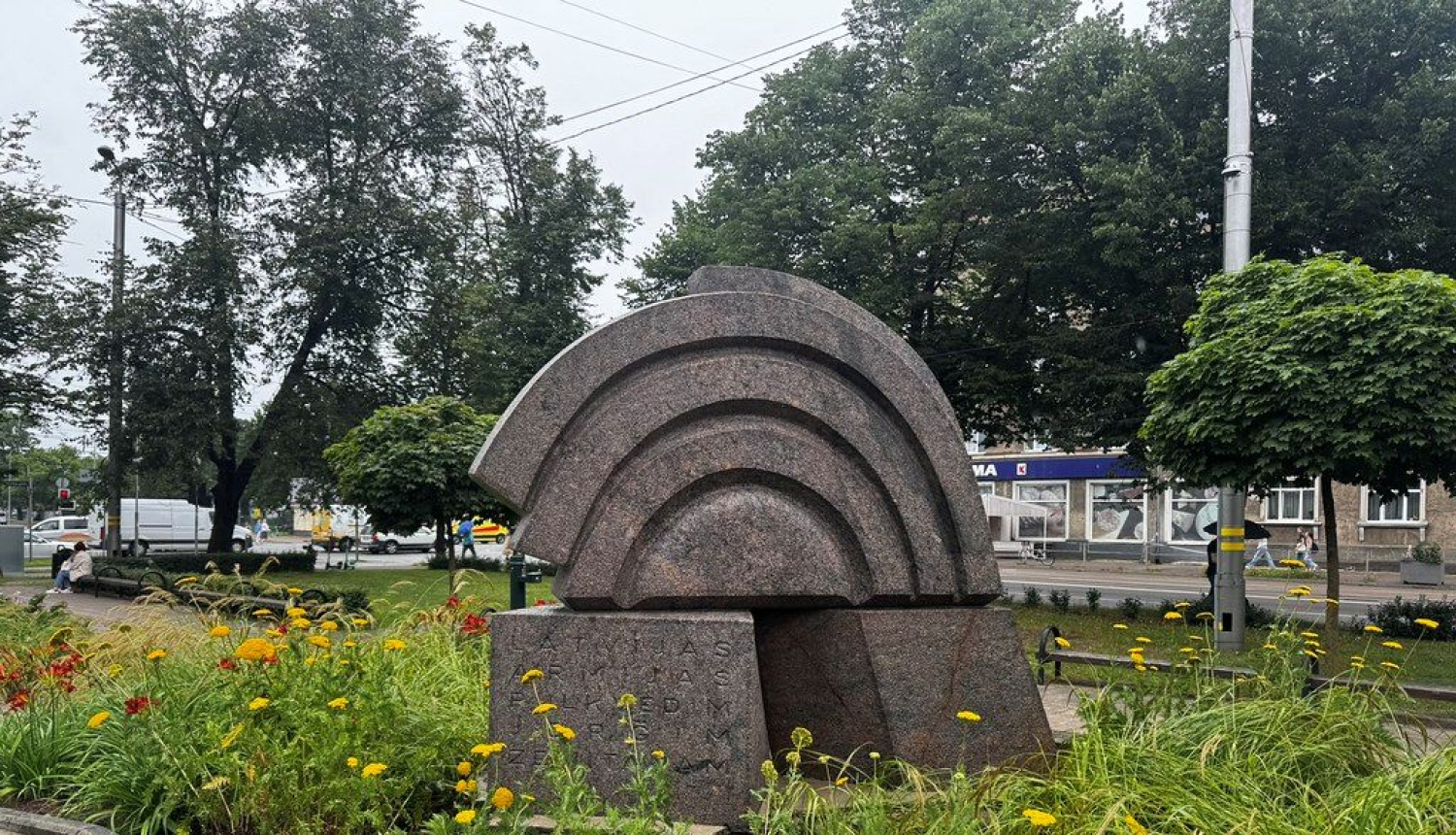 Piemineklis Jorģim Zemitānam