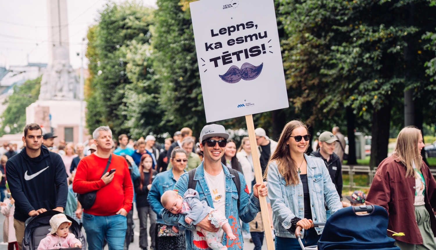 Tēva dienas gājiens