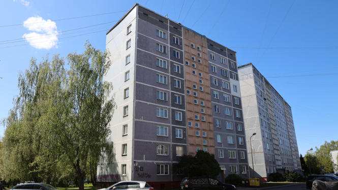 Ēka varavīksnes ielā