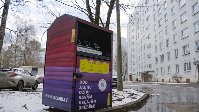 Apgērba nodošanas konteiners