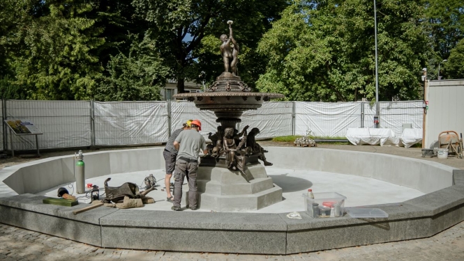 Atjauno strūklaku Vērmanes dārzā