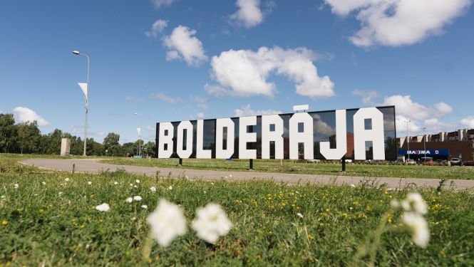 Uzraksts Bolderāja