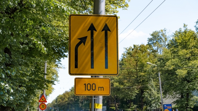 Ceļa zīmes