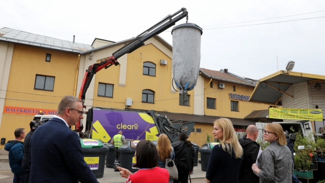 Pazemes konteineri
