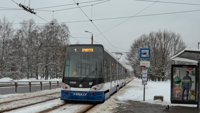 Tramvajs ziemā