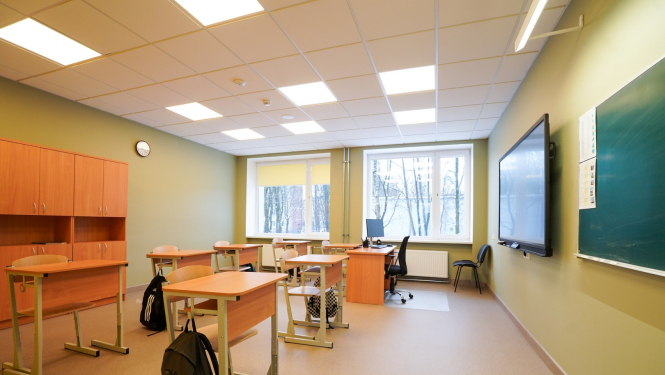 Klase ar skolas soliem