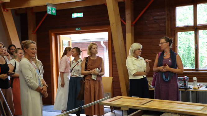 Igaunijas kolēģi viesojas Īpašuma departamenta restaurācijas darbnīcā