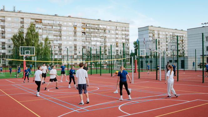 Rīgas Ziemeļvalstu ģimnāzijas sporta laukums
