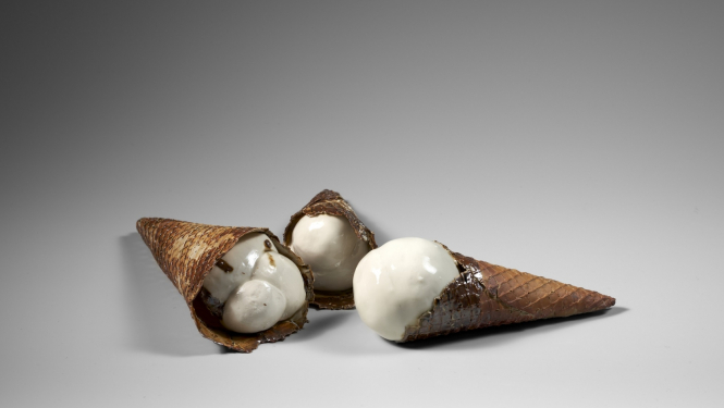 Porcelāna saldējuma konusi