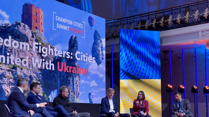 Polijas,Lietuvas, Igaunijas, Ukrainas pilsētu mēri un Rīgas vicemēre Linda Ozola