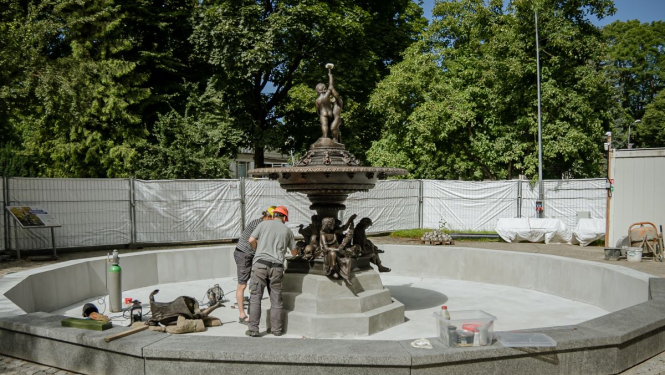 Atjauno strūklaku Vērmanes dārzā