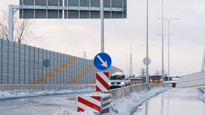 Austrumu maģustrāle brauc transports