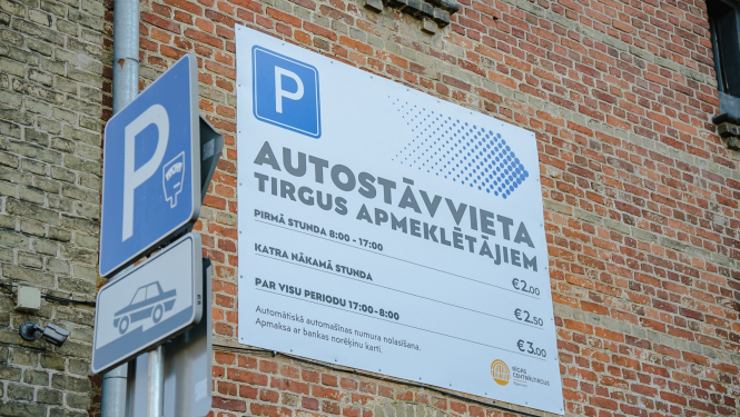 Autostavvieta-tirgus-apmekletajiem
