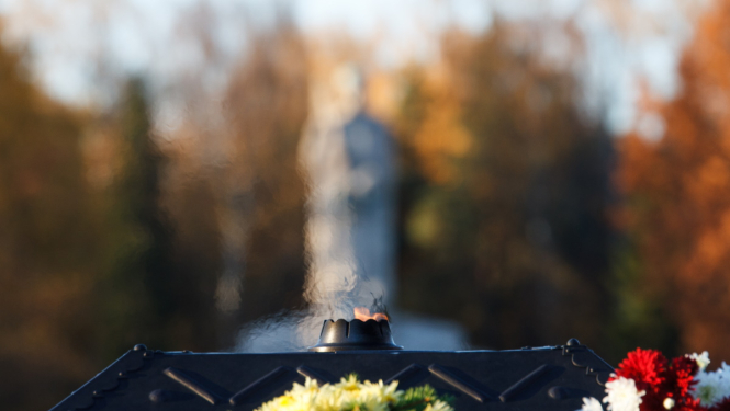 Brāļu kapi mūzīgā uguns