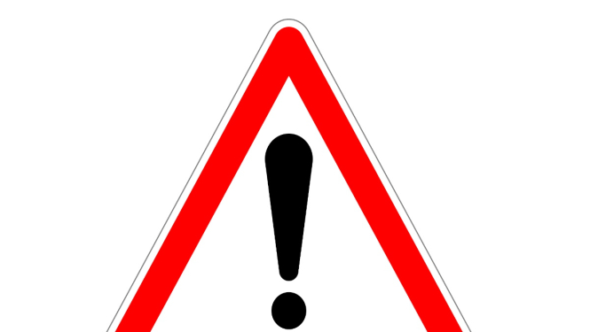 Ceļa zīme uzmanību