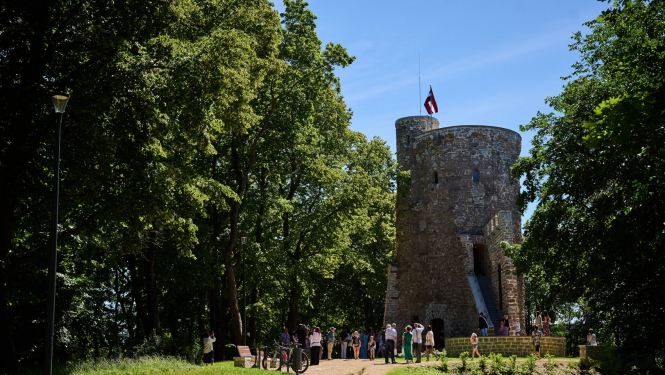Dauderu parka skatu tornis