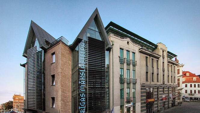 Rīgas mākslas telpas ēka