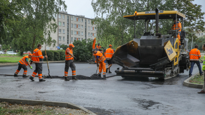 Remontē iekšpagalmu ielas