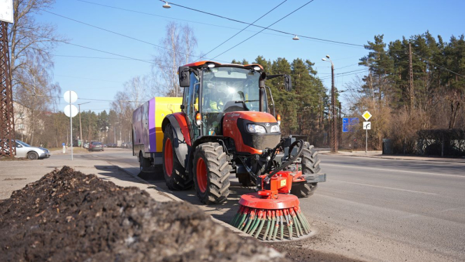 Ielu tīrīšana pavasarī