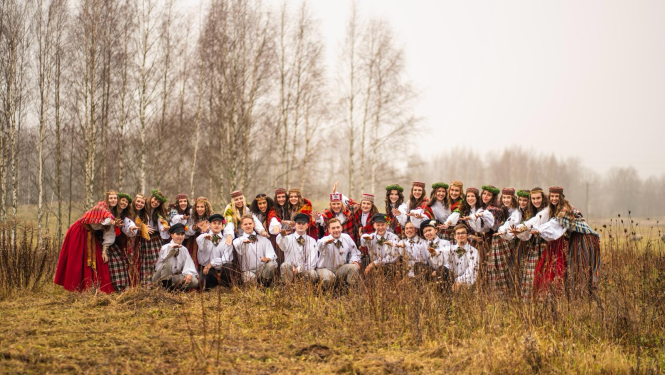  Jauniešu deju kolektīvs “Imanta”