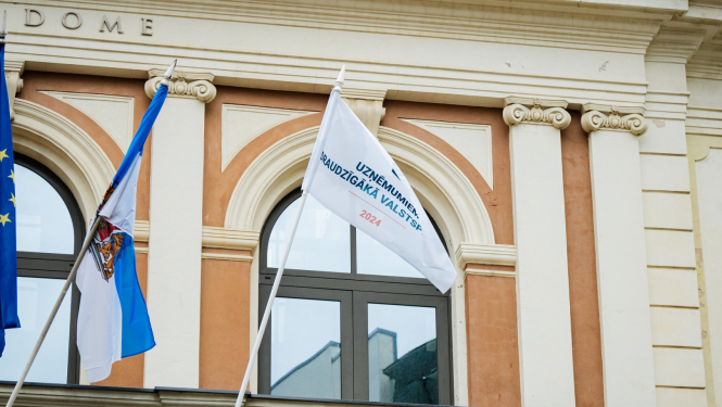 Karogs "Uzņēmējiem draudzīgākā valstspilsēta 2024"