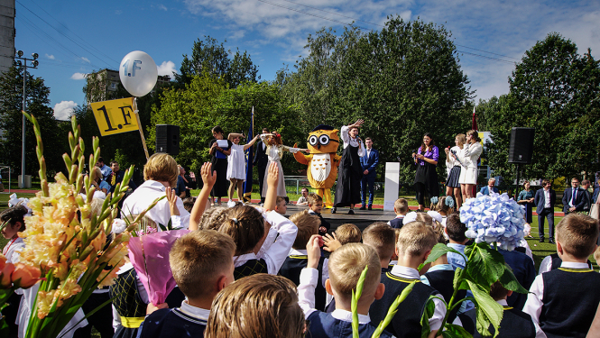 Skolēni 1.septembrī