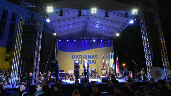 Koncerts pie Kongresu nama