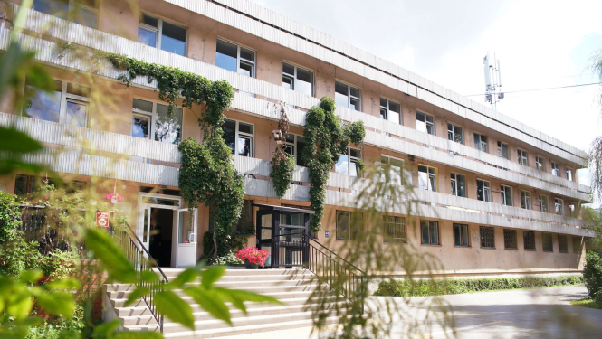 Ēka Ūnijas ielā 49