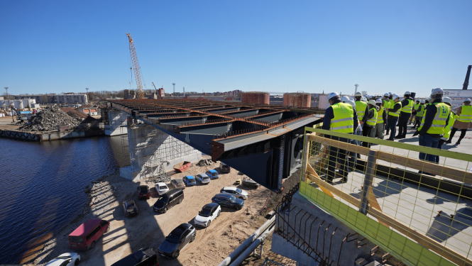 Llaiduma konstrukcijas uzbīdīšana satiksmes pārvadam no Tvaika ielas uz Kundziņsalu 