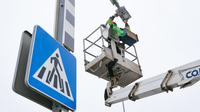 Maina nātrija gaismekļus pret LED gaismekļiem 