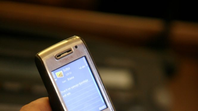 Mobilā telefona aparāts