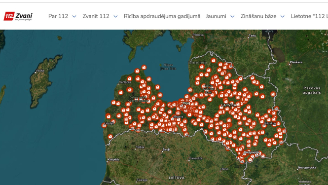 Latvijas kontūra ar patvertņu vietām