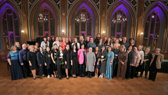 Metodisko materiālu skates laureāti